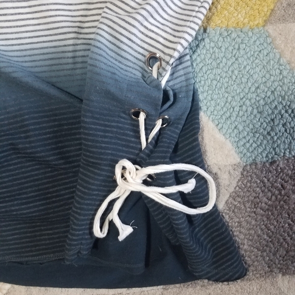 BUNDLE Mystree Striped Belle Sleeve Tops SMALL - Picture 4 of 9